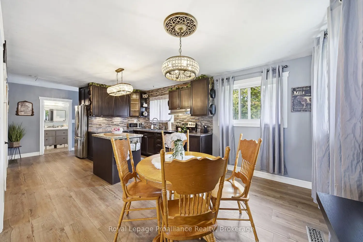 7497 Cavan Road photo 3