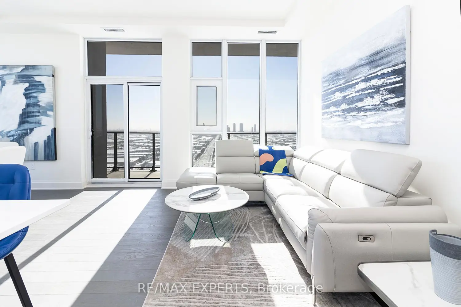 8960 Jane Street Ph111 photo 5