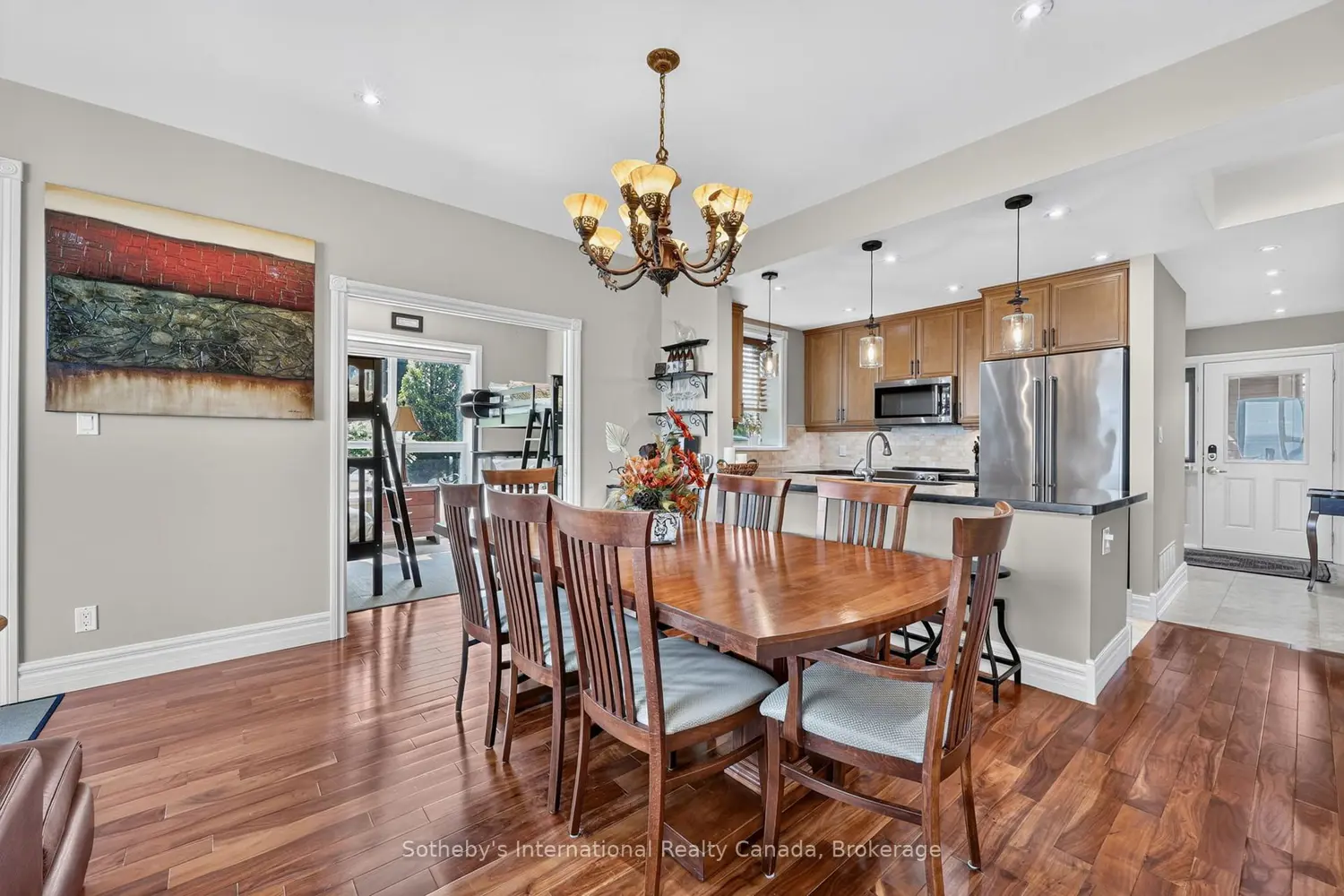 555 Mariners Way photo 4
