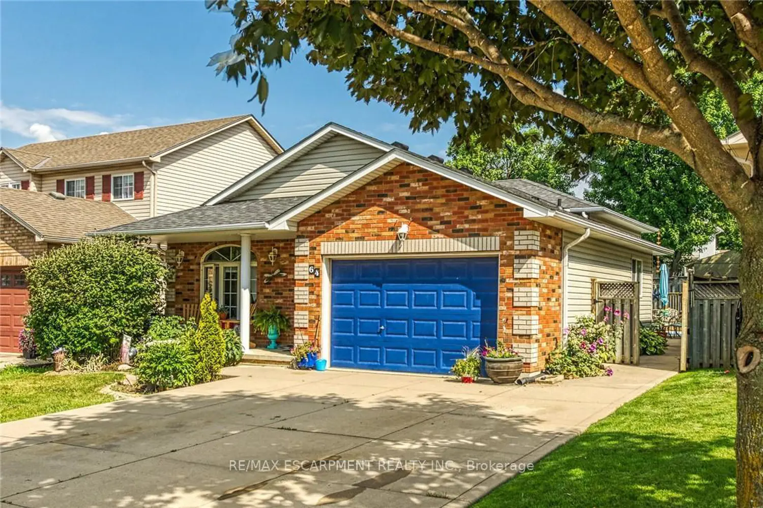 64 Caledonia Avenue photo 3