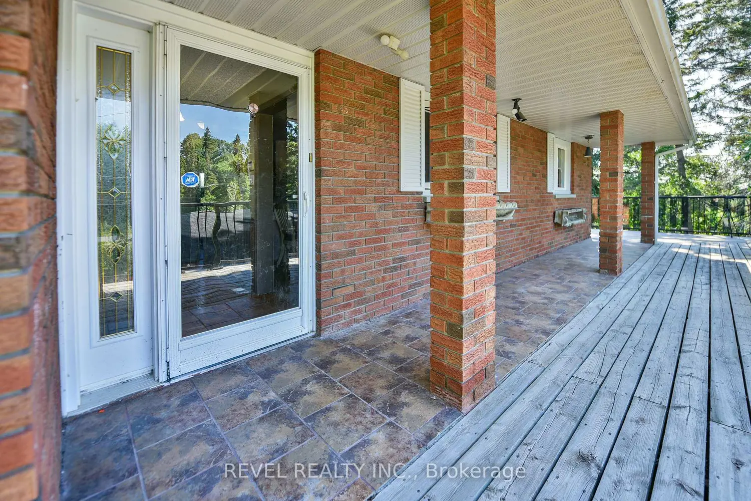 190 Ankerite Road photo 4
