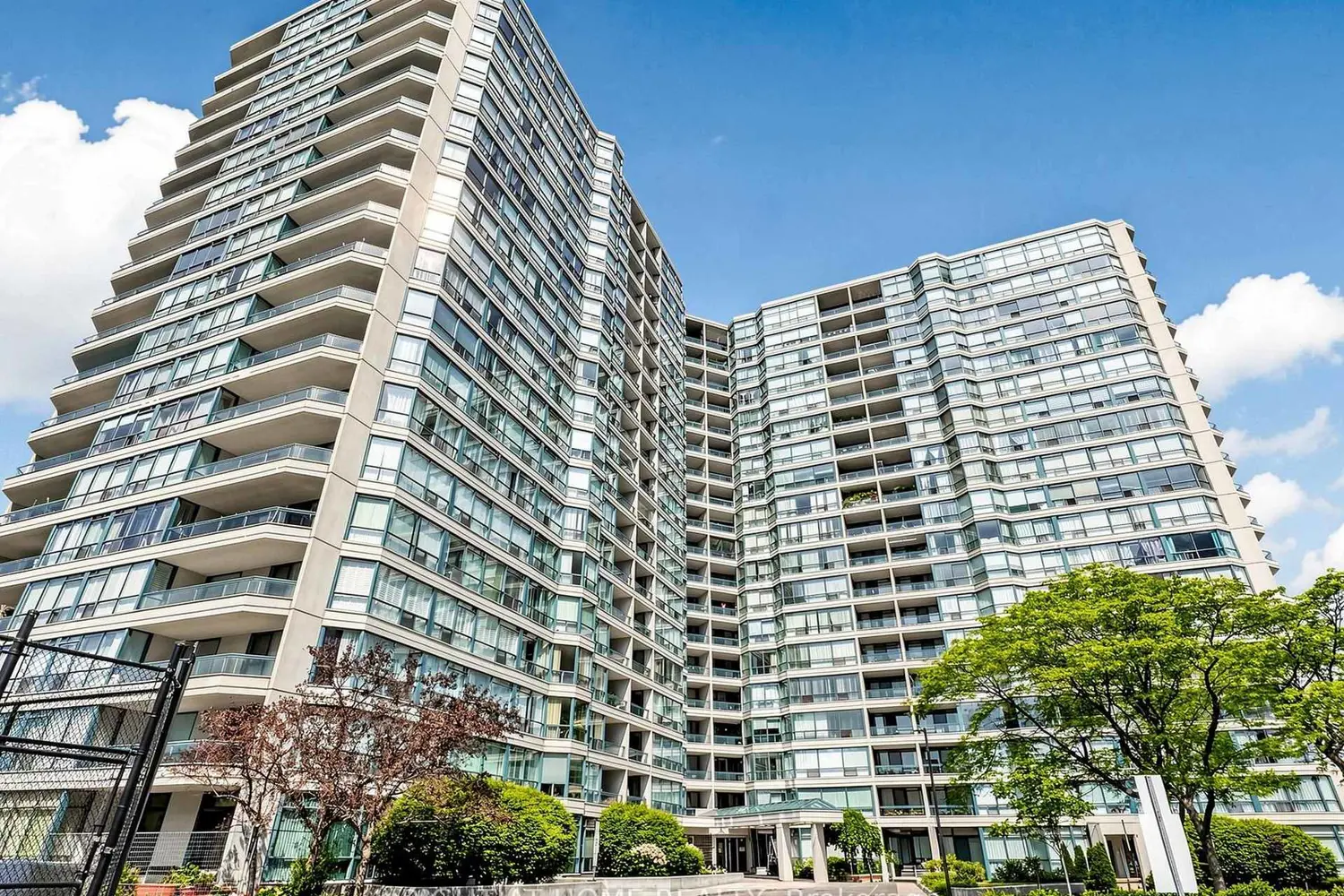 4725 Sheppard Avenue Ph6 photo 2