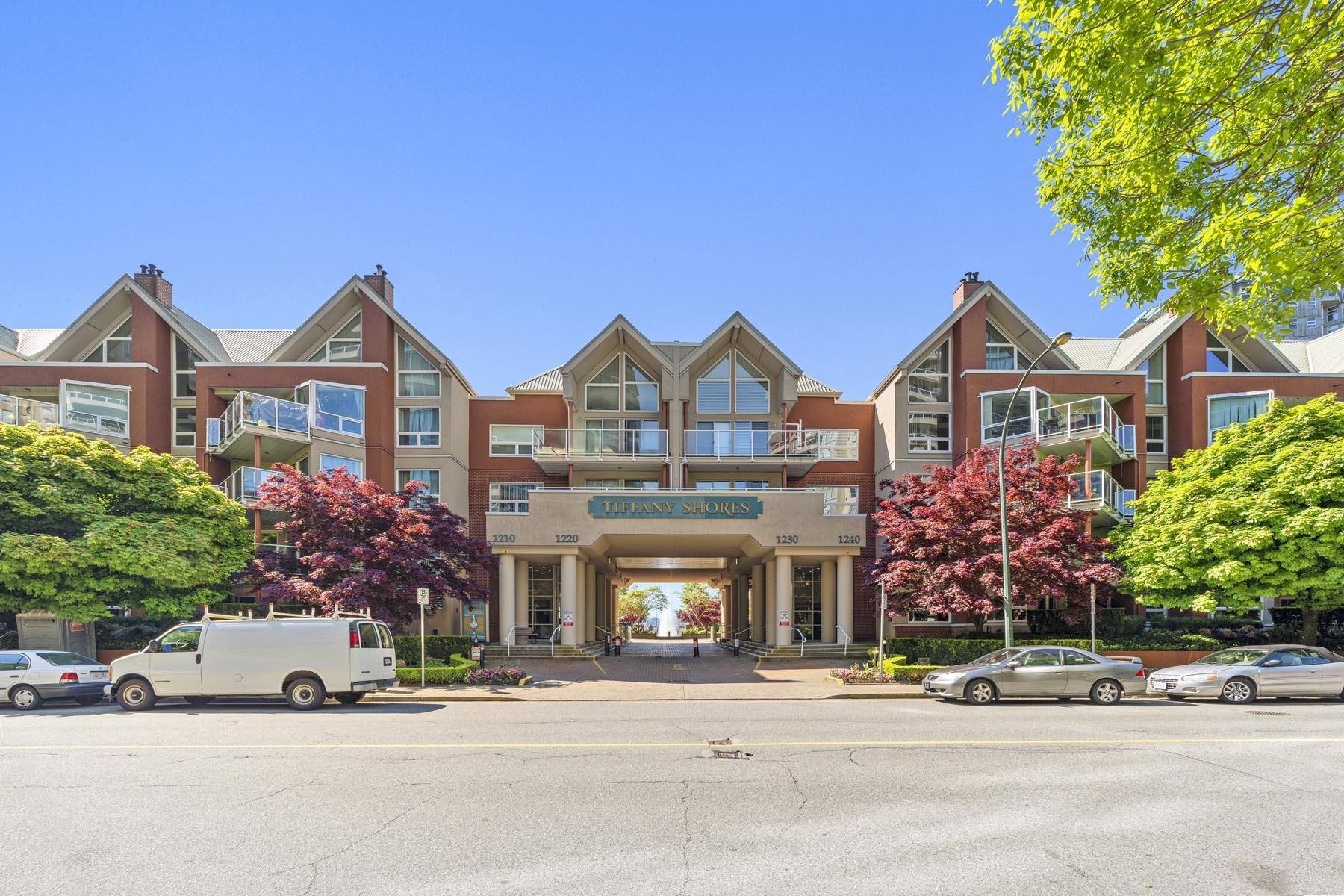 106-1240 Quayside Drive, New Westminster, BC, V3M 6H1