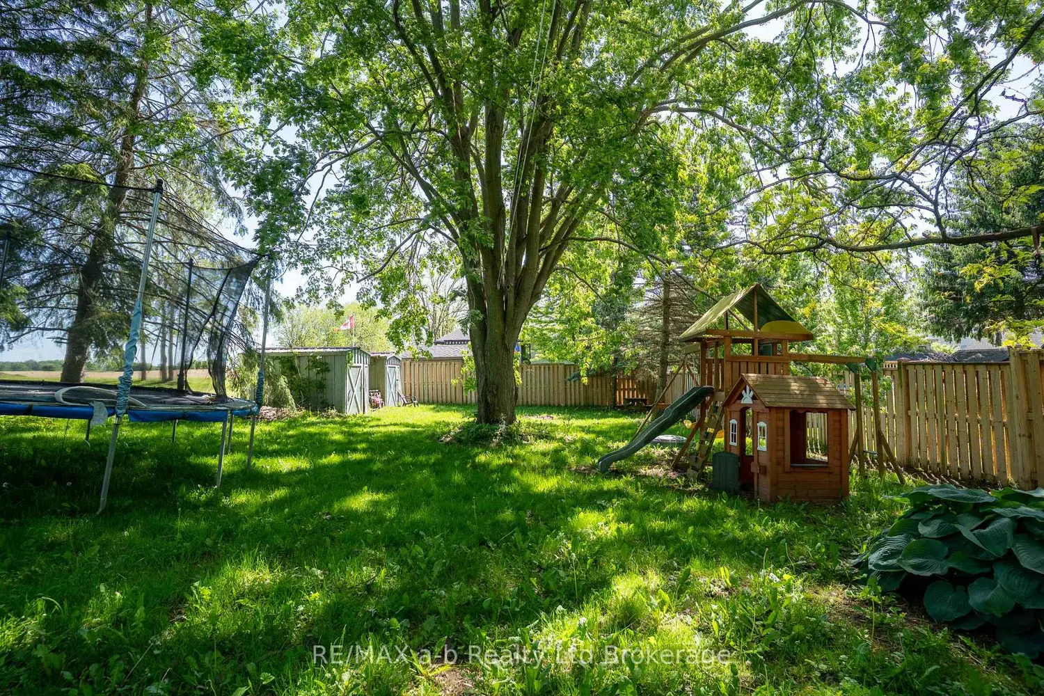 80 Stover Street photo 3