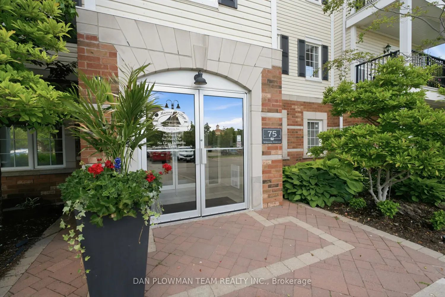 75 Shipway Avenue 112 photo 3