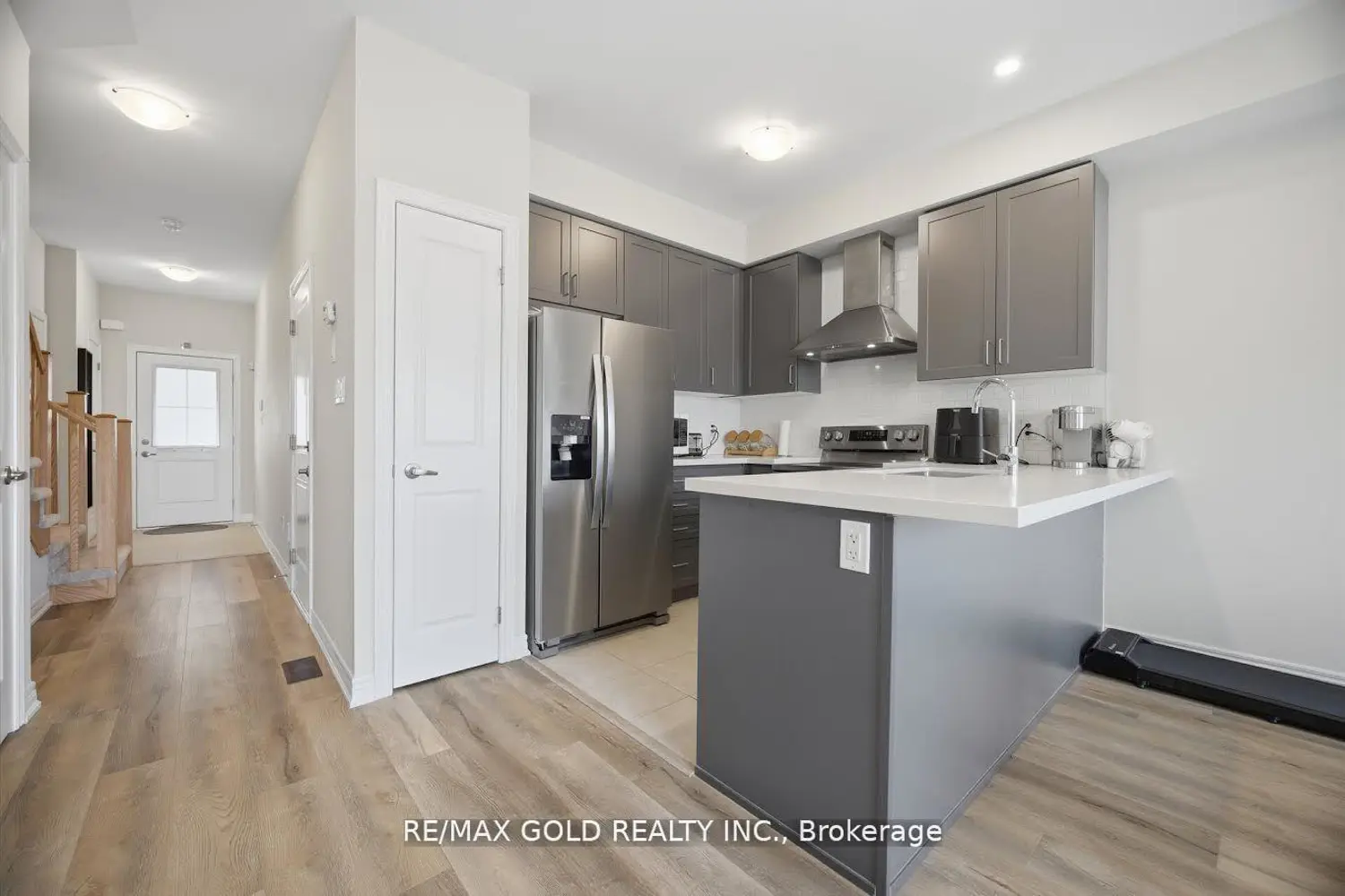 30 Mia Drive 2 photo 4