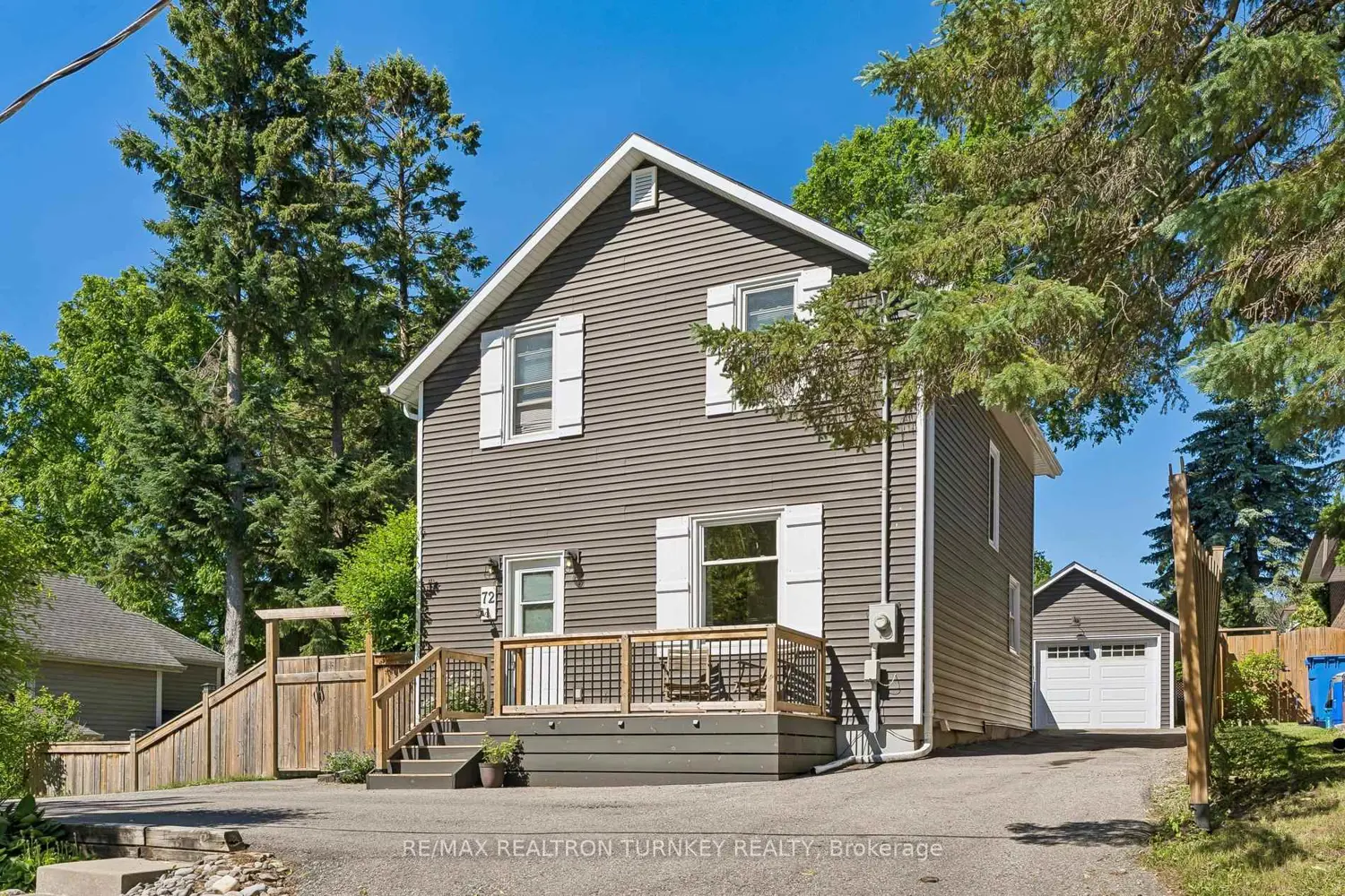 72 Vincent Street photo 2