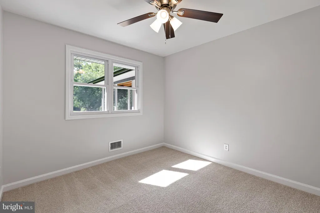 208 Mendell Place, New Castle, DE 19720