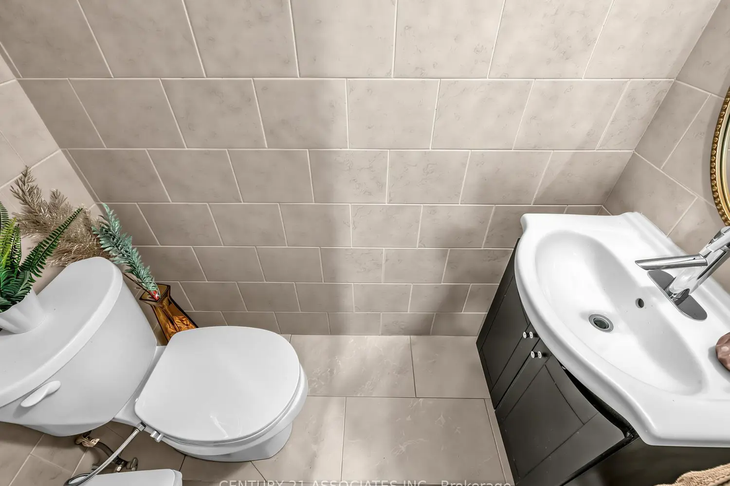 6240 Montevideo Road 12 photo 3
