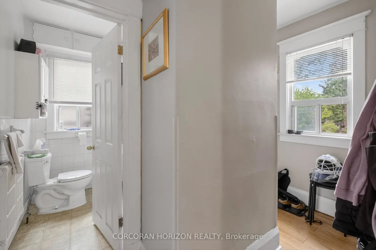 355 Parkside Drive photo 4