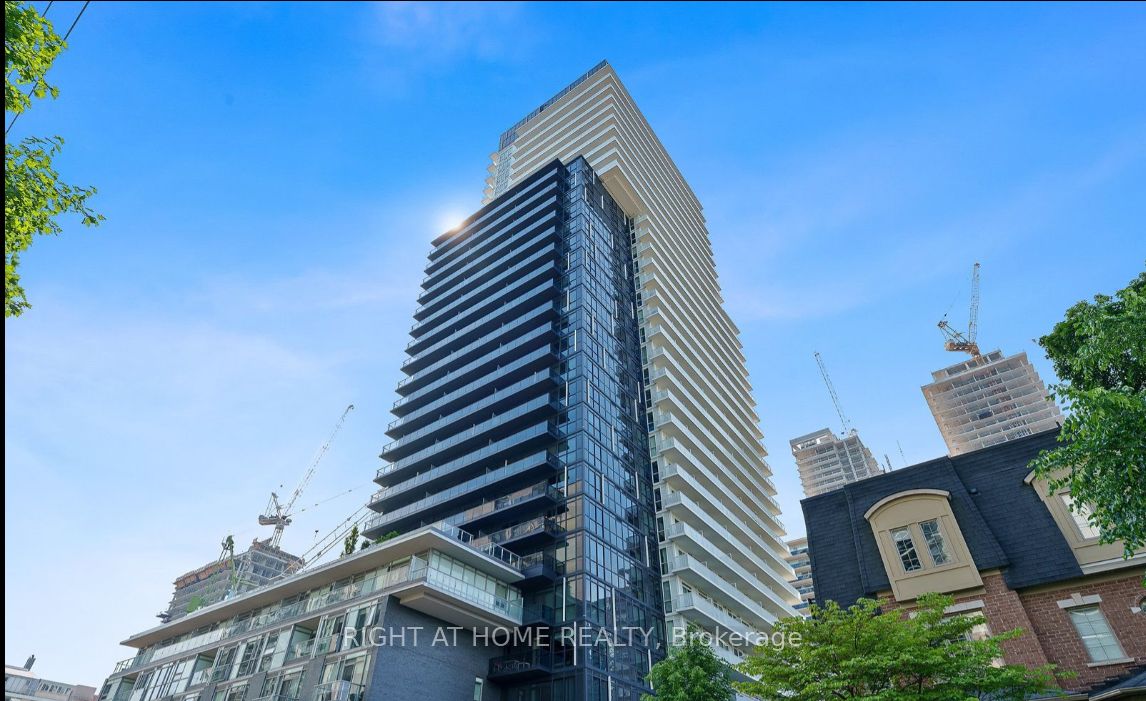 1506-101 Erskine Avenue, Toronto, ON, M4P 1Y5