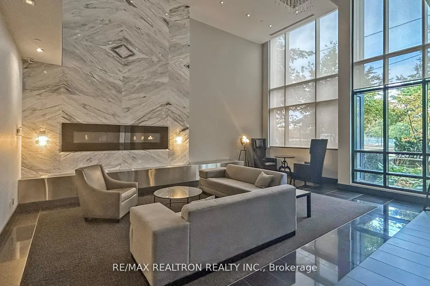 399 Spring Garden Avenue 301