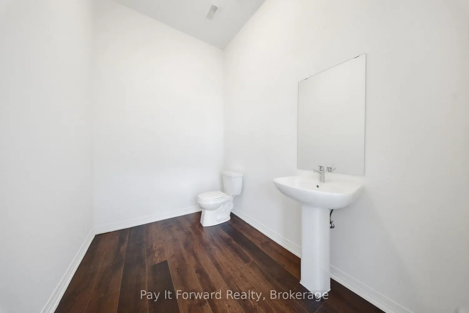 585 Colborne Street 107 photo 3