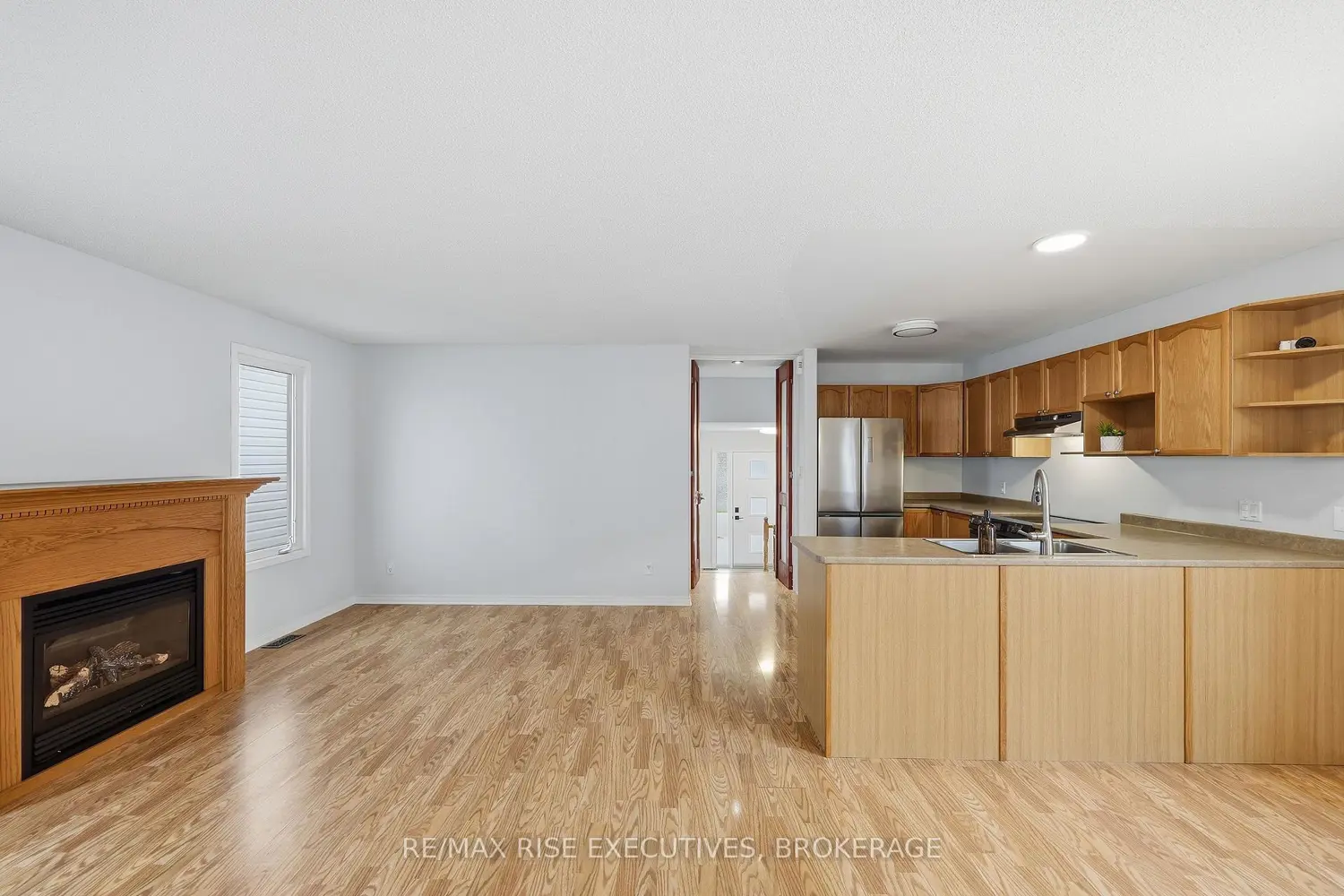 926 Bluffwood Avenue photo 5
