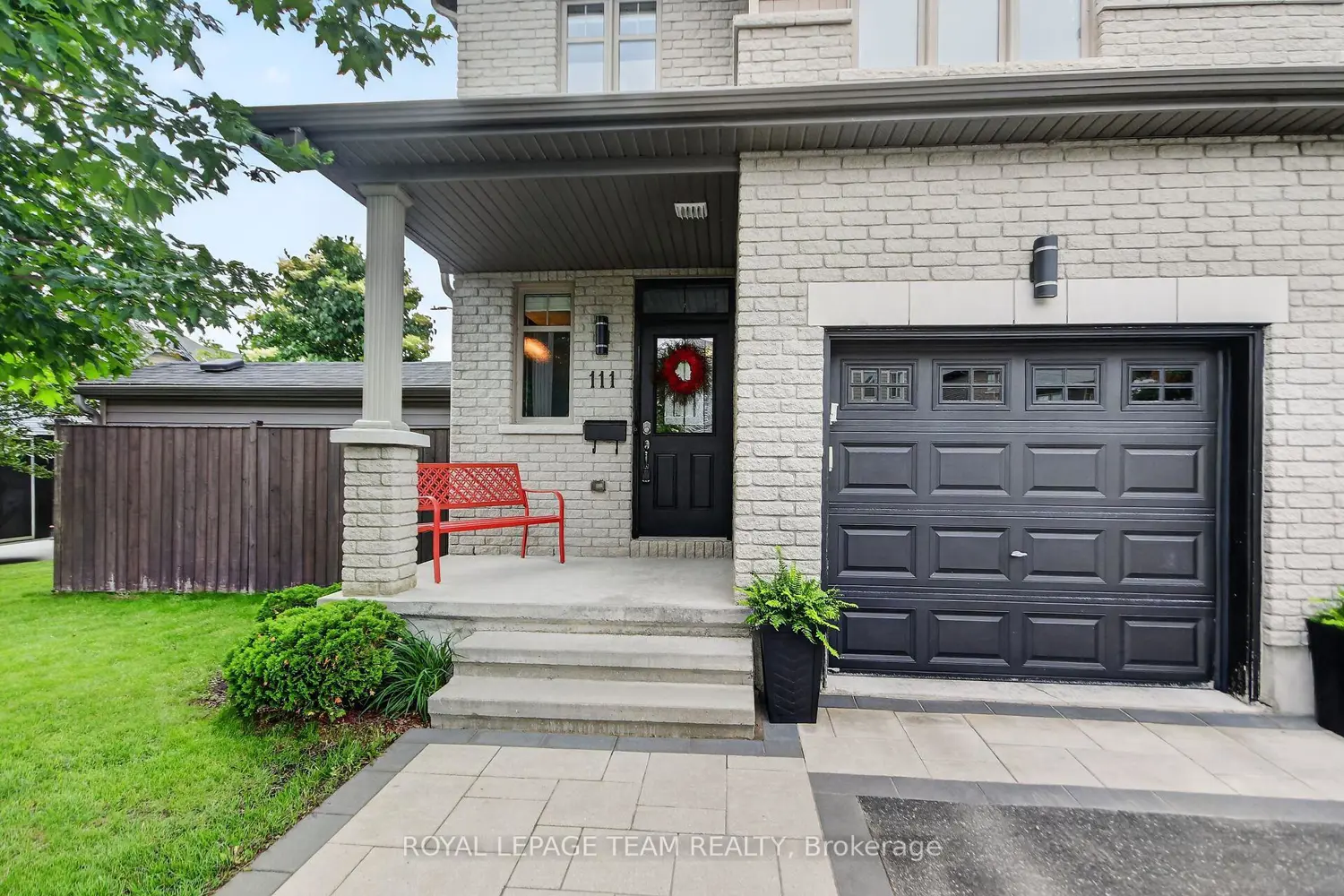 111 Hawkeswood Drive photo 2