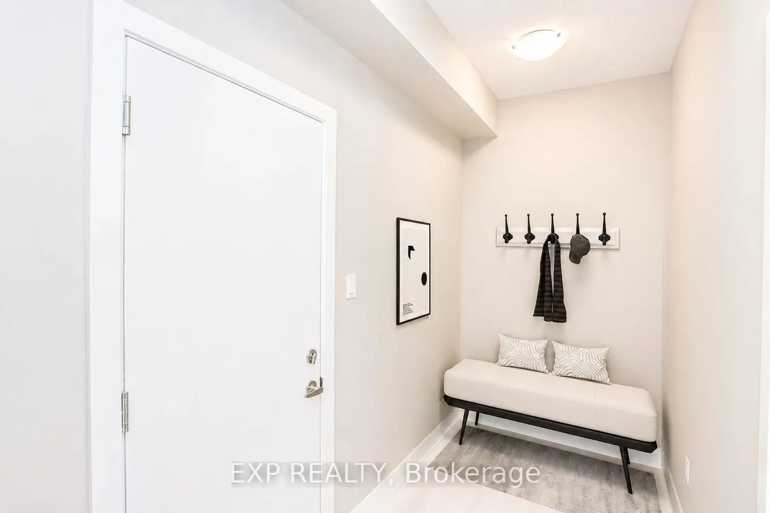 2075 Evans Boulevard photo 4
