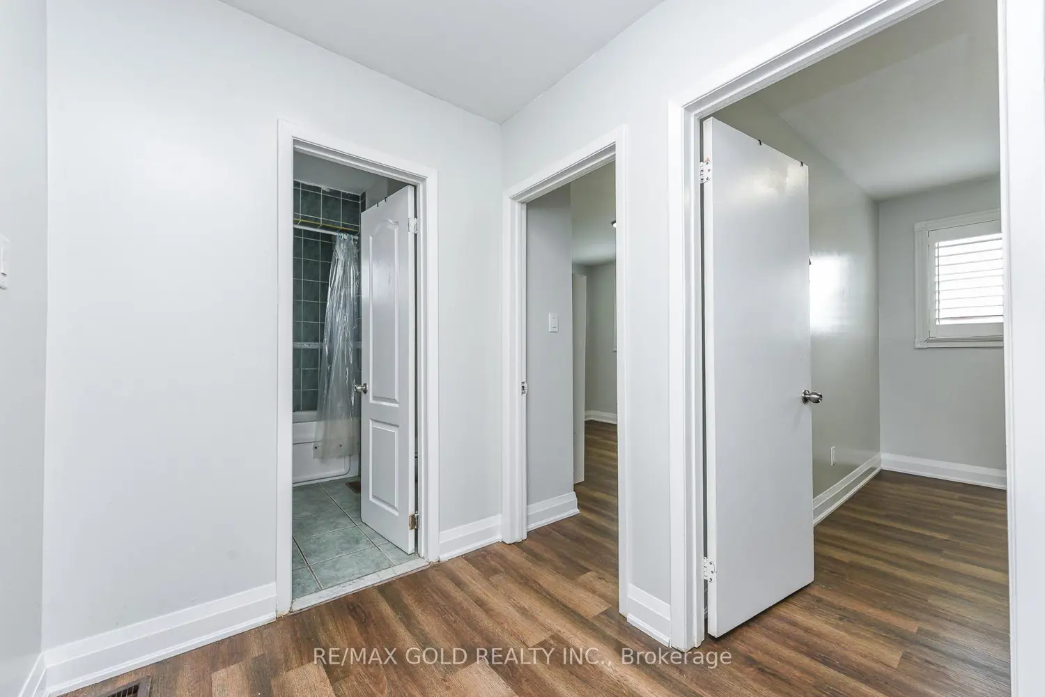 3773 Darla Drive photo 2