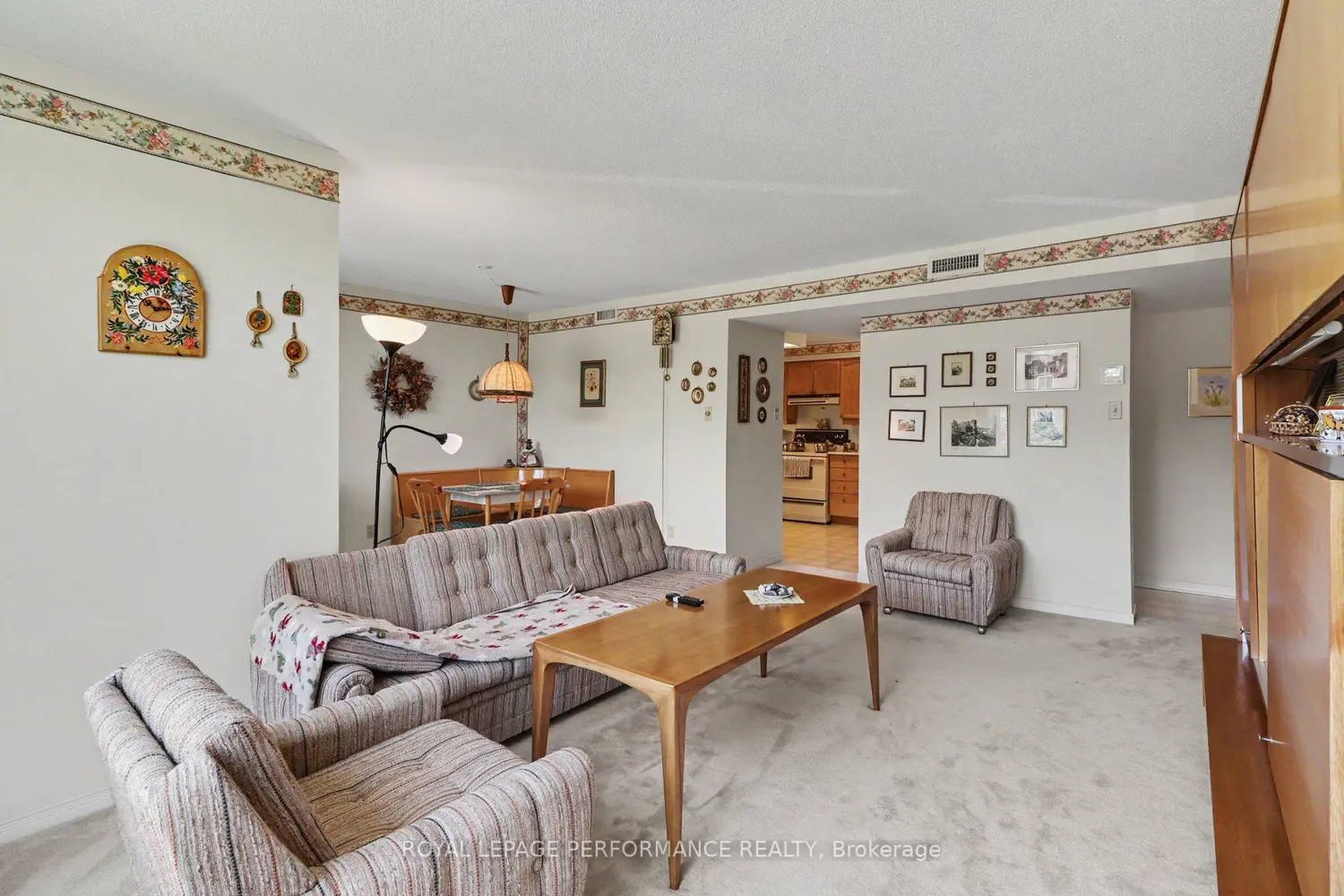 340 Centrum Boulevard 304 photo 4