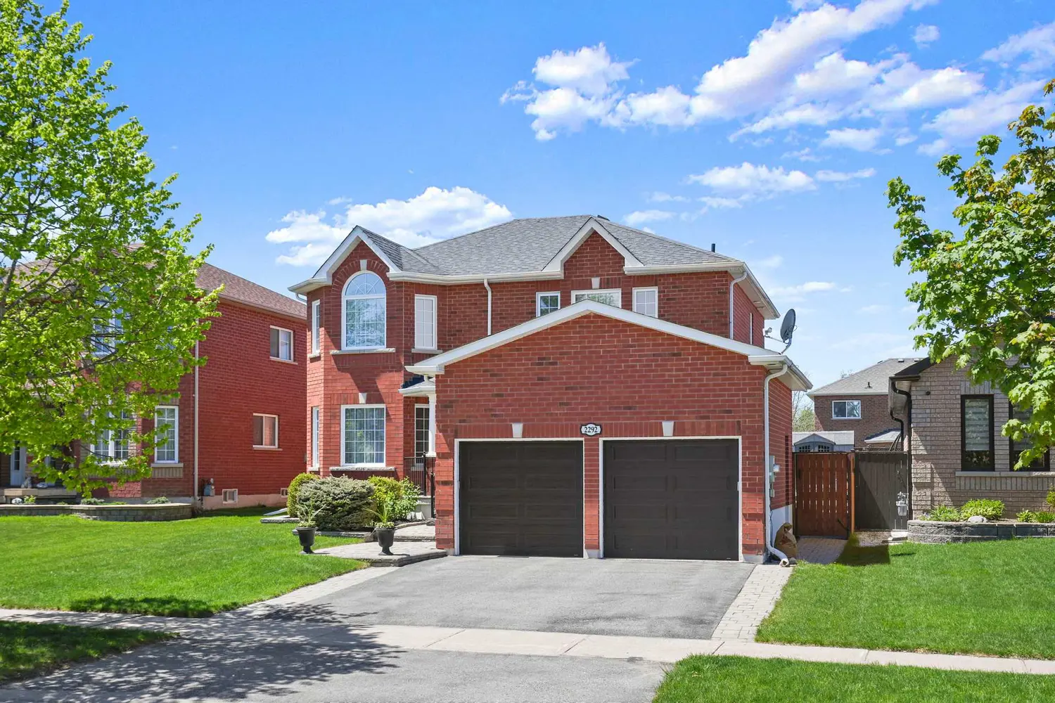 2292 Jack Crescent