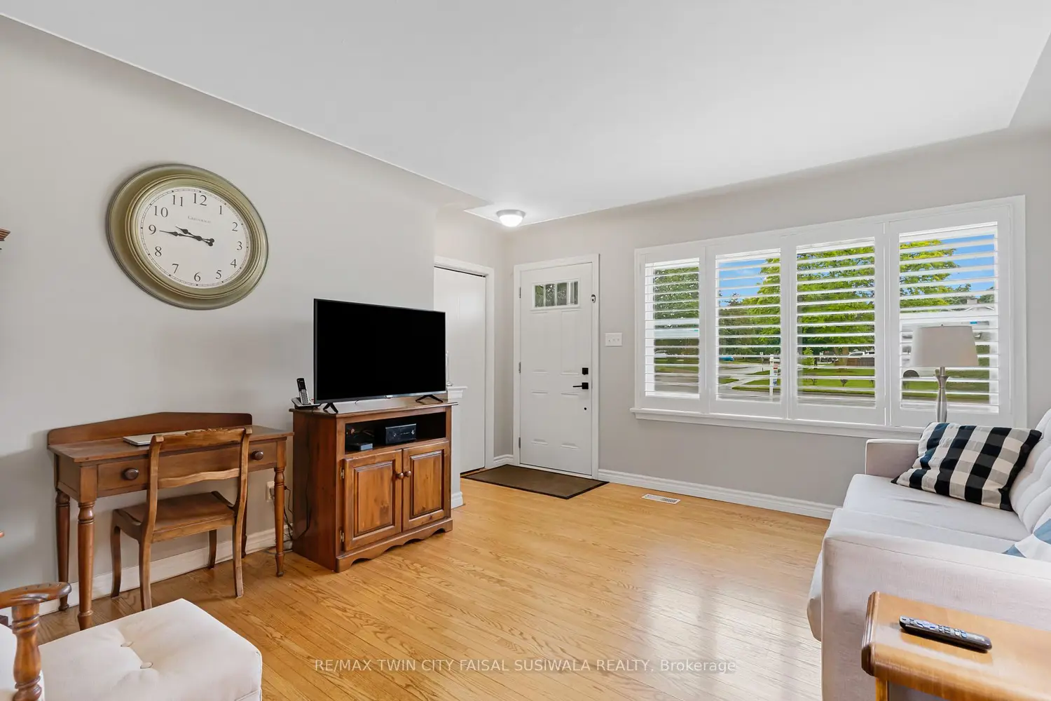 1410 Eleanor Avenue photo 5