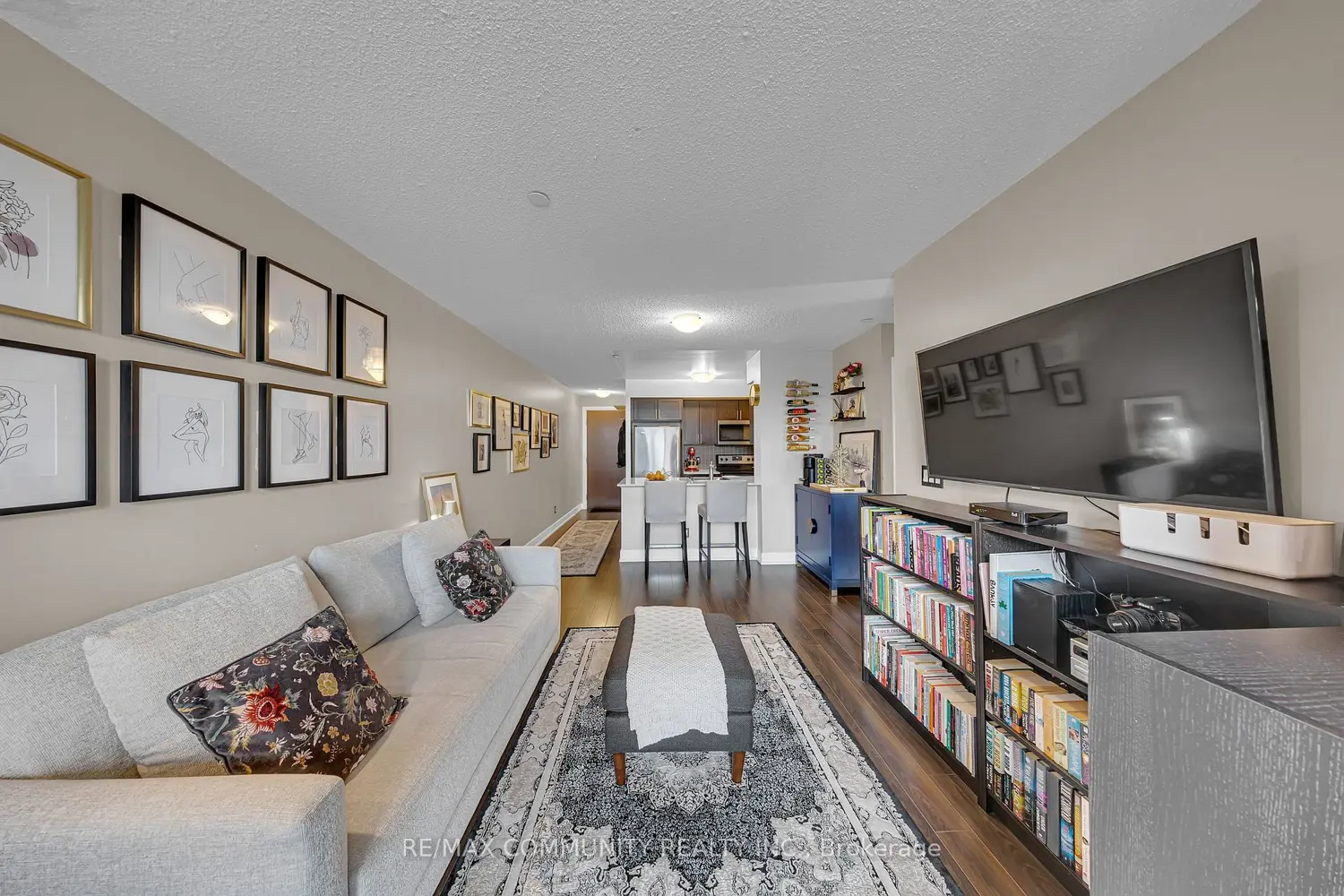 2 Eva Road 1227 photo 5