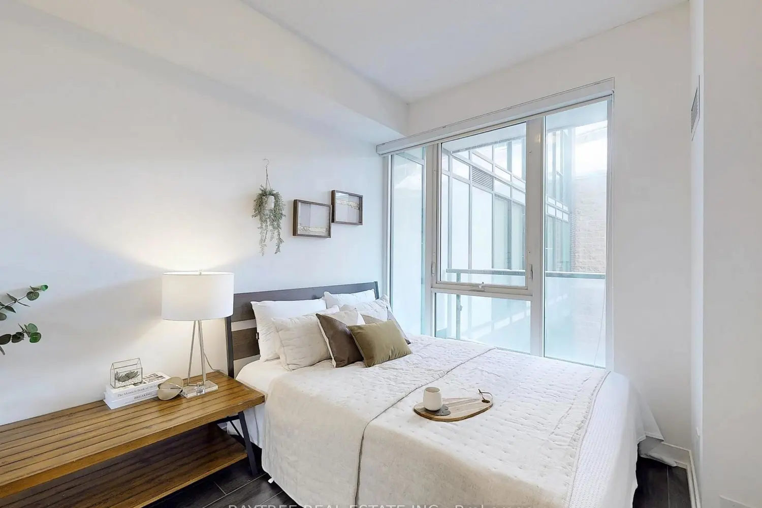 18 Rean Drive 224 photo 4