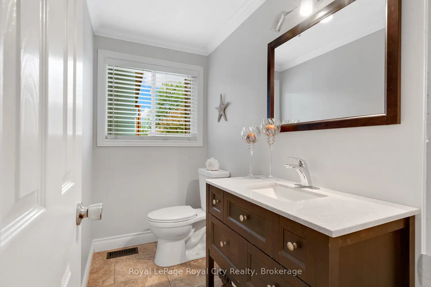 51 Elginfield Drive photo 3