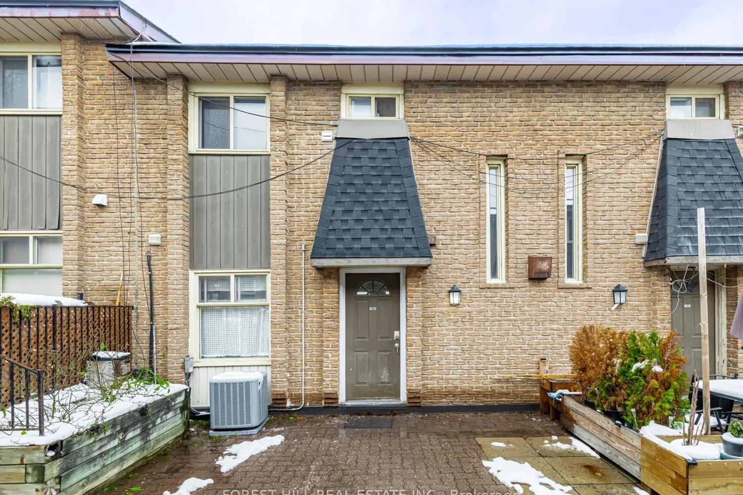 16 Rexdale Boulevard 25 photo 3