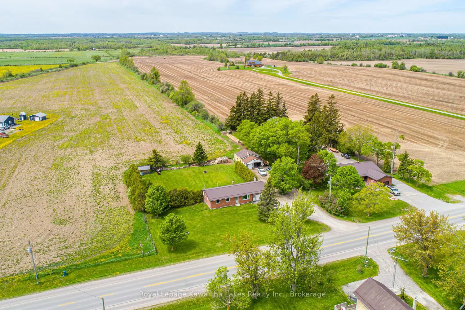 1343 Elm Tree Road photo 4