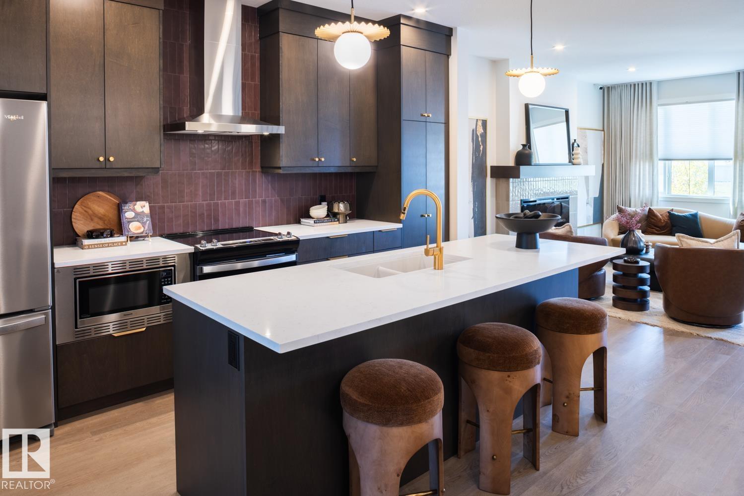 284 Paterson Link SW, Edmonton, AB, T6W5V2