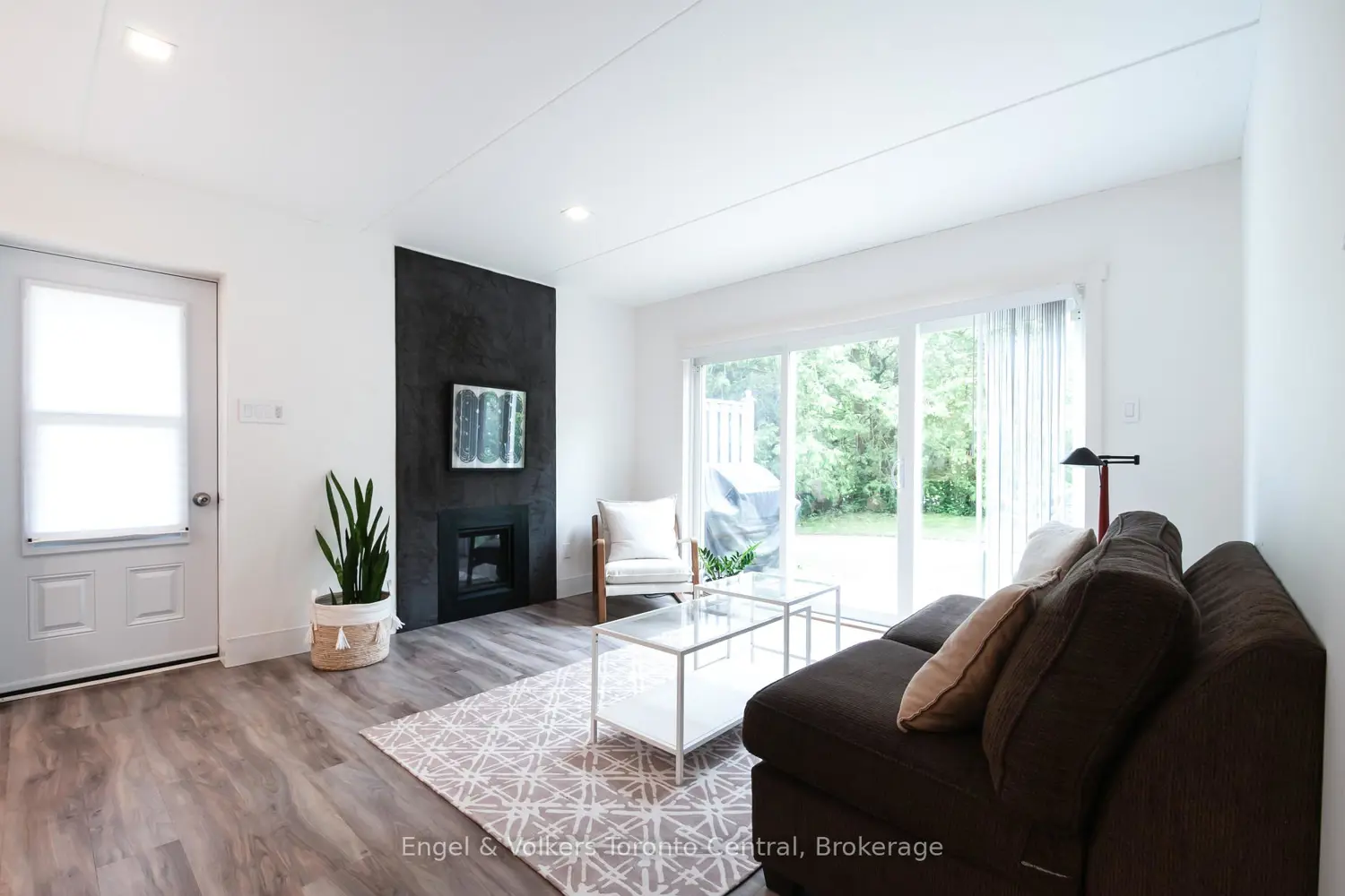 19 Dawson Drive 50 photo 2