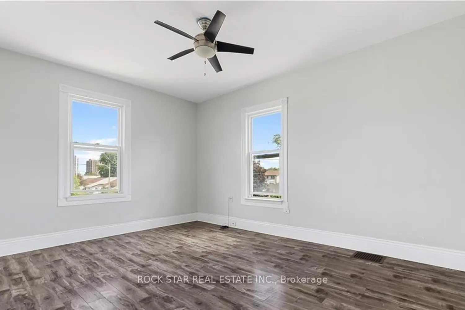 235 Hamilton Road photo 5