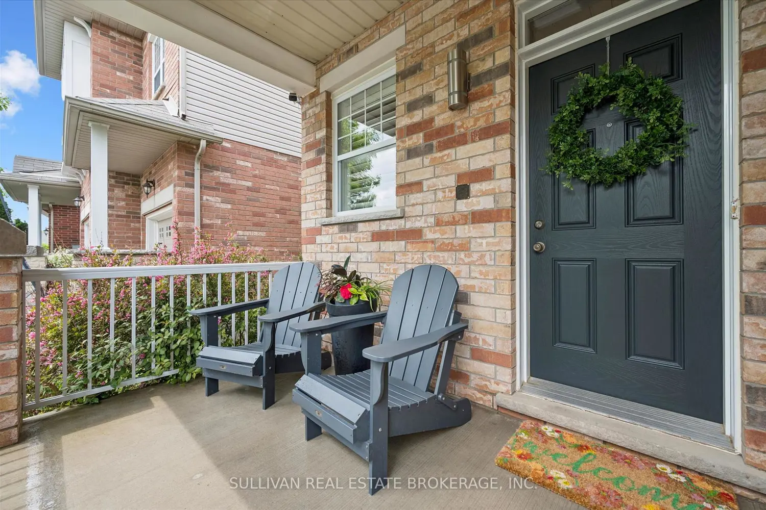 6 Whetstone Crescent photo 3