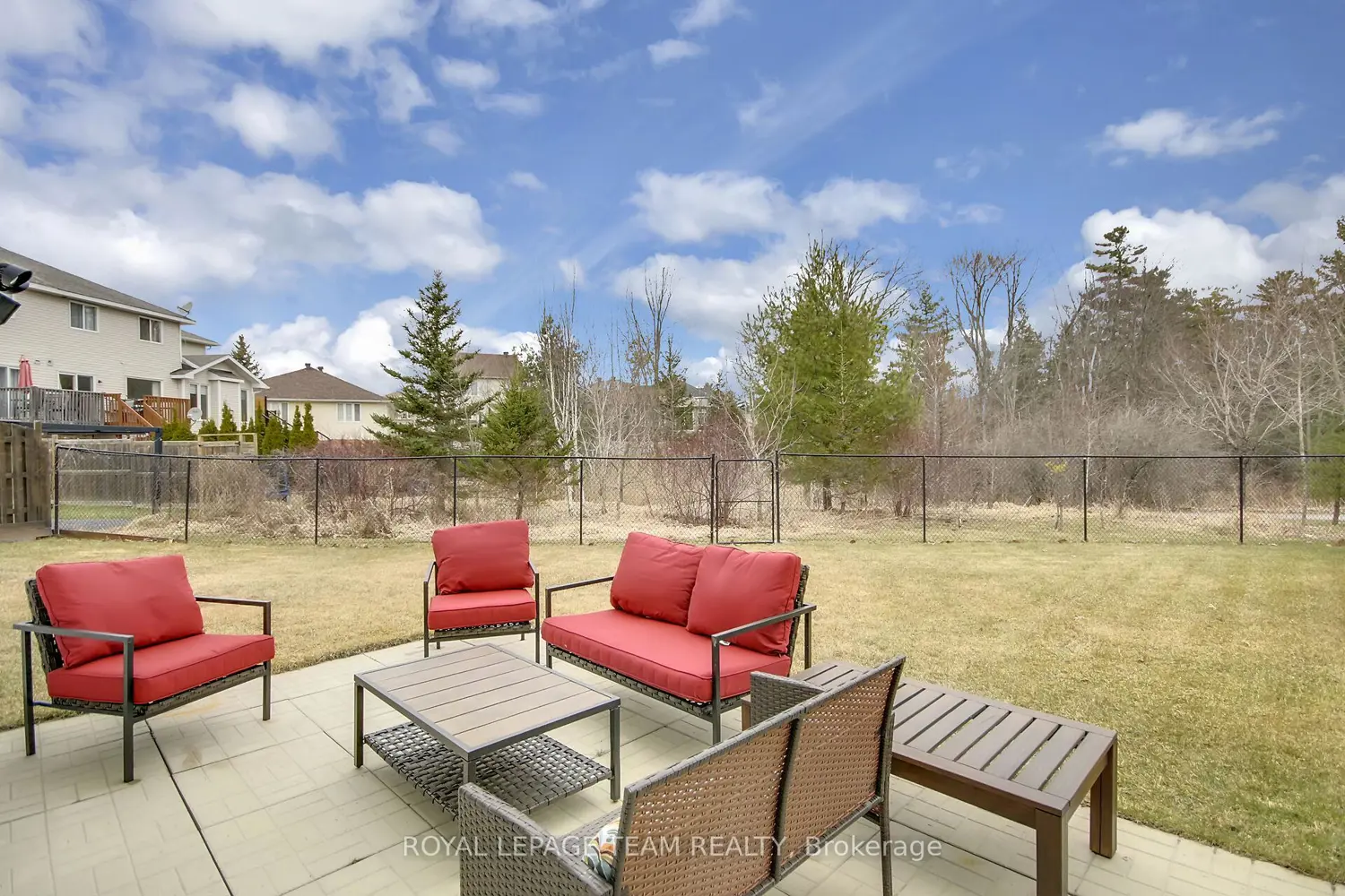 2136 Bergamot Circle photo 2