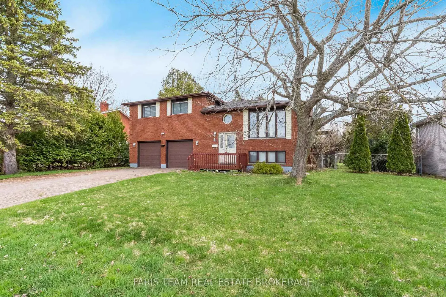 51 Beck Boulevard photo 2