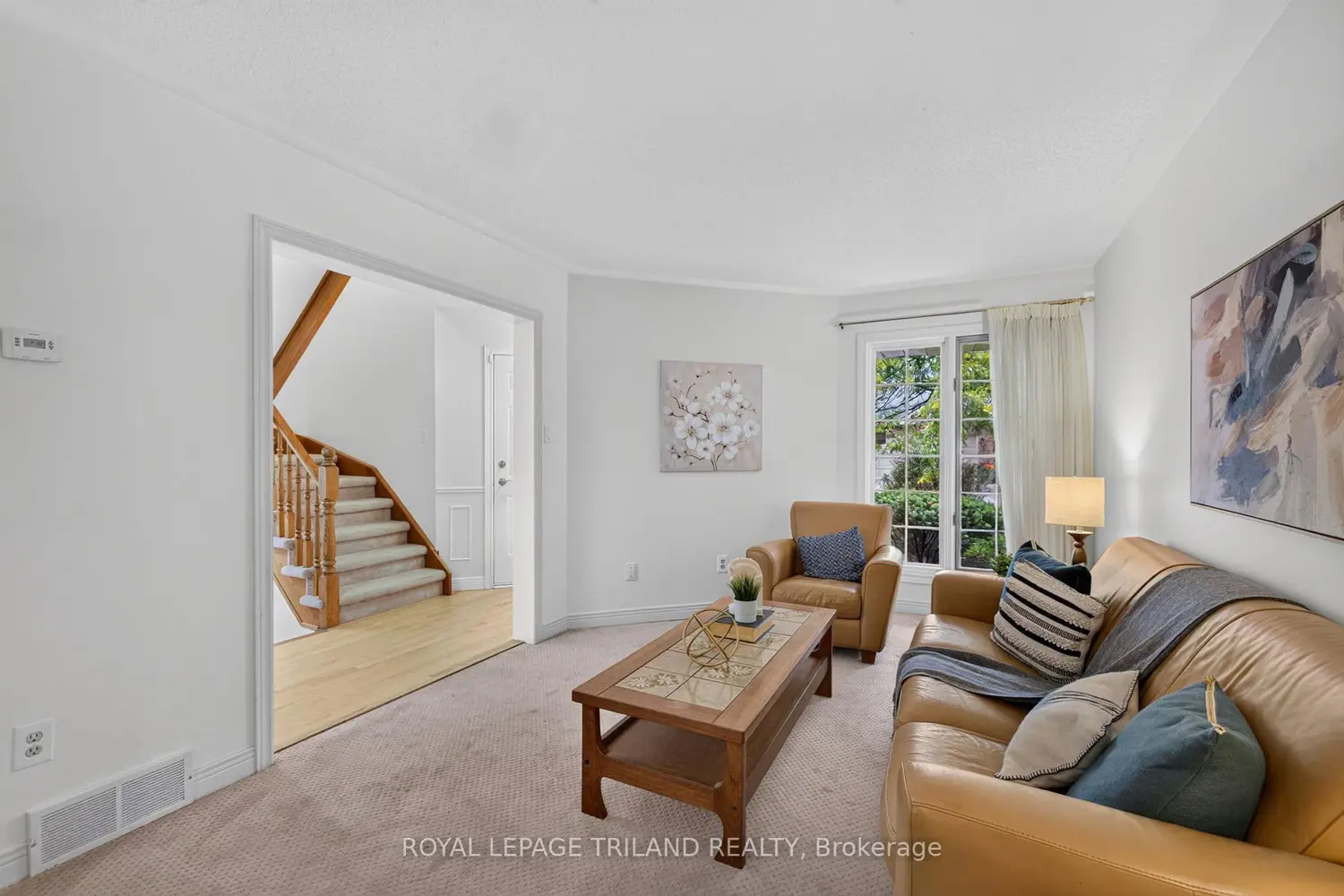 810 Maitland Street 34 photo 2
