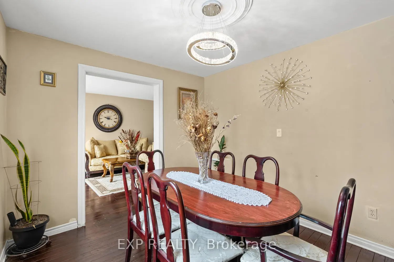 6745 Dawson Street photo 5