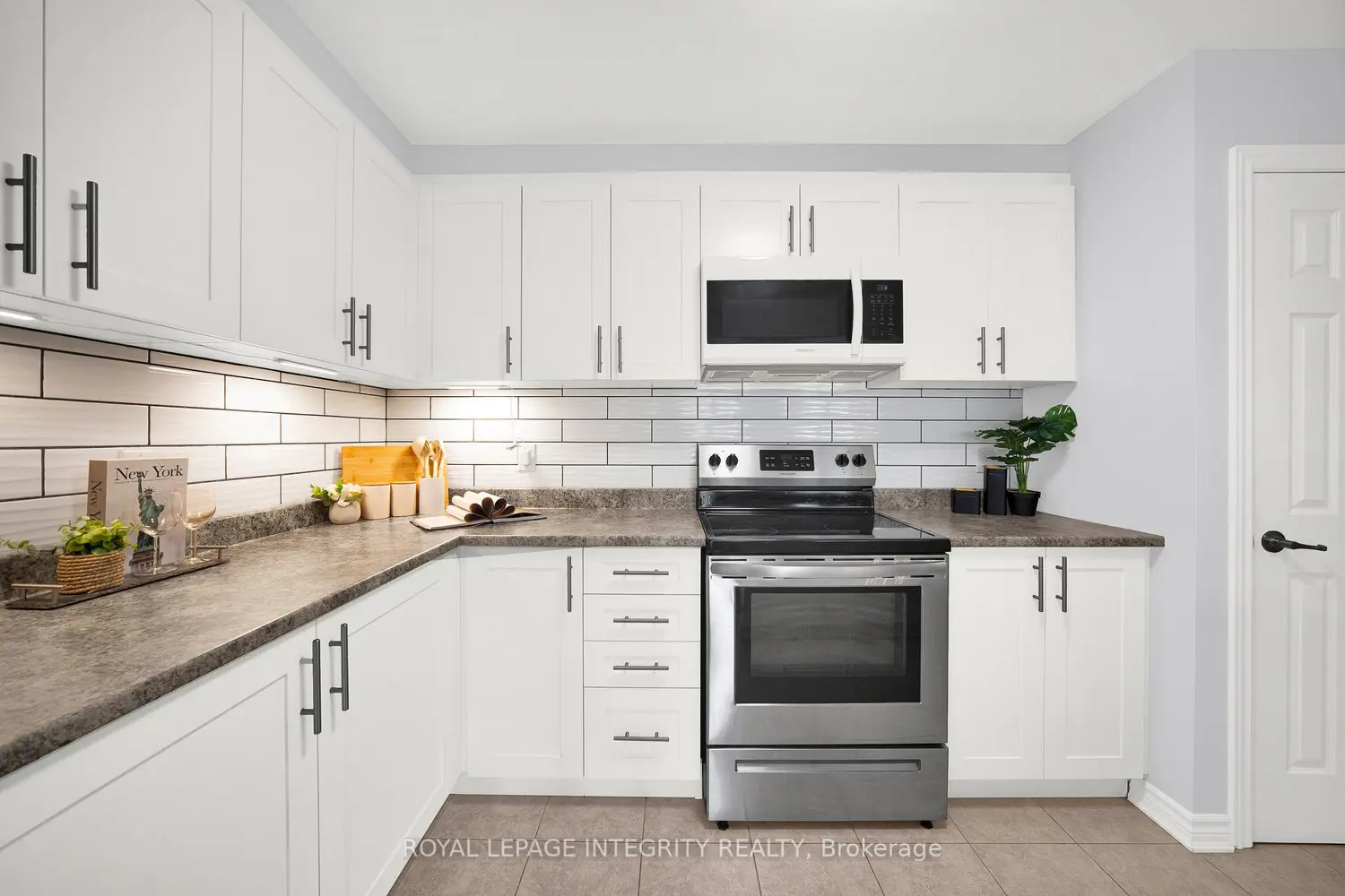 311 Pumpkinseed Crescent photo 3