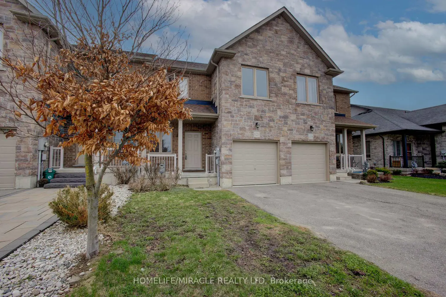 123 Samuel Drive photo 3