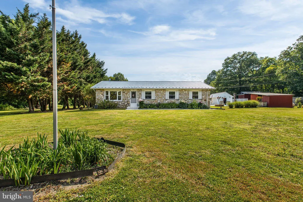 310 Dogtown Road, Townsend, DE 19734 photo 2