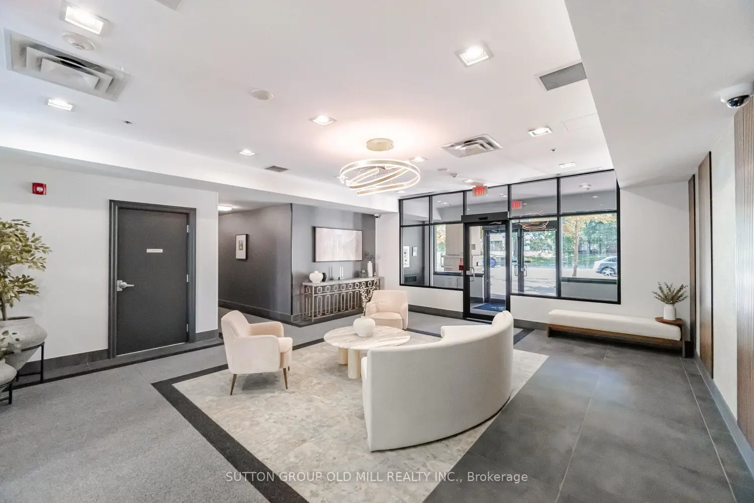 27 Rean Drive 311 photo 2
