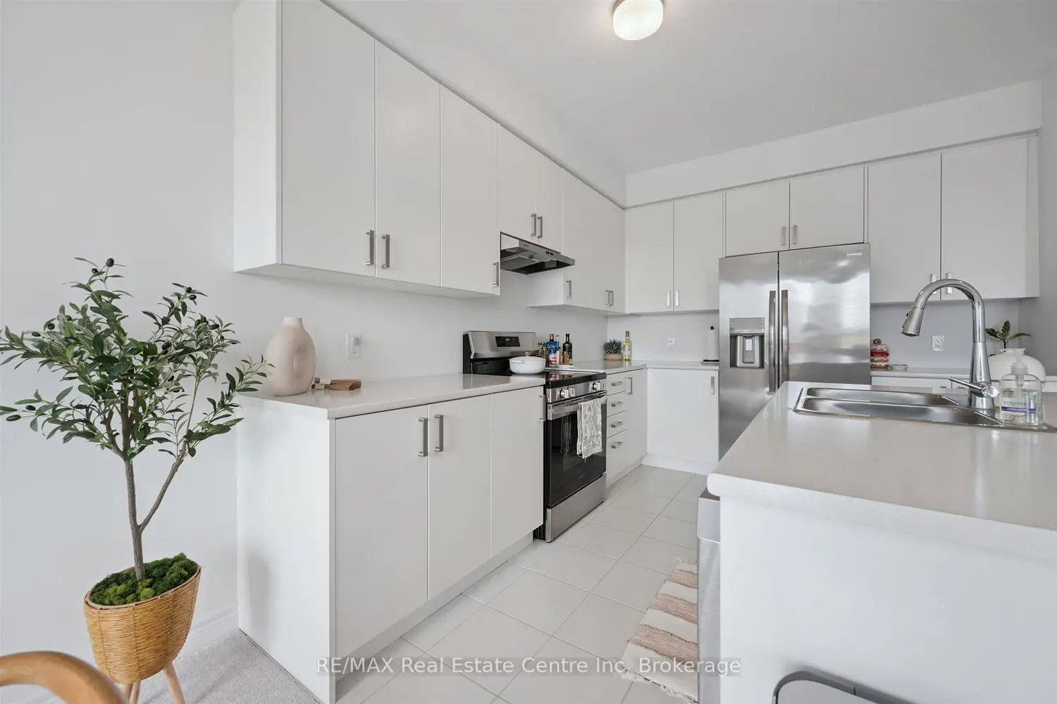 247 Farley Road photo 5