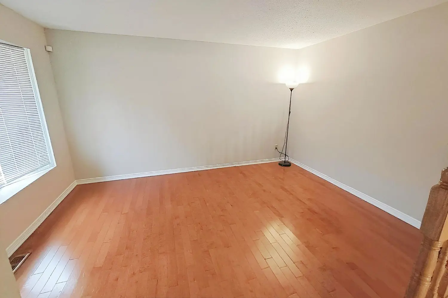 8 Opal Lane photo 3