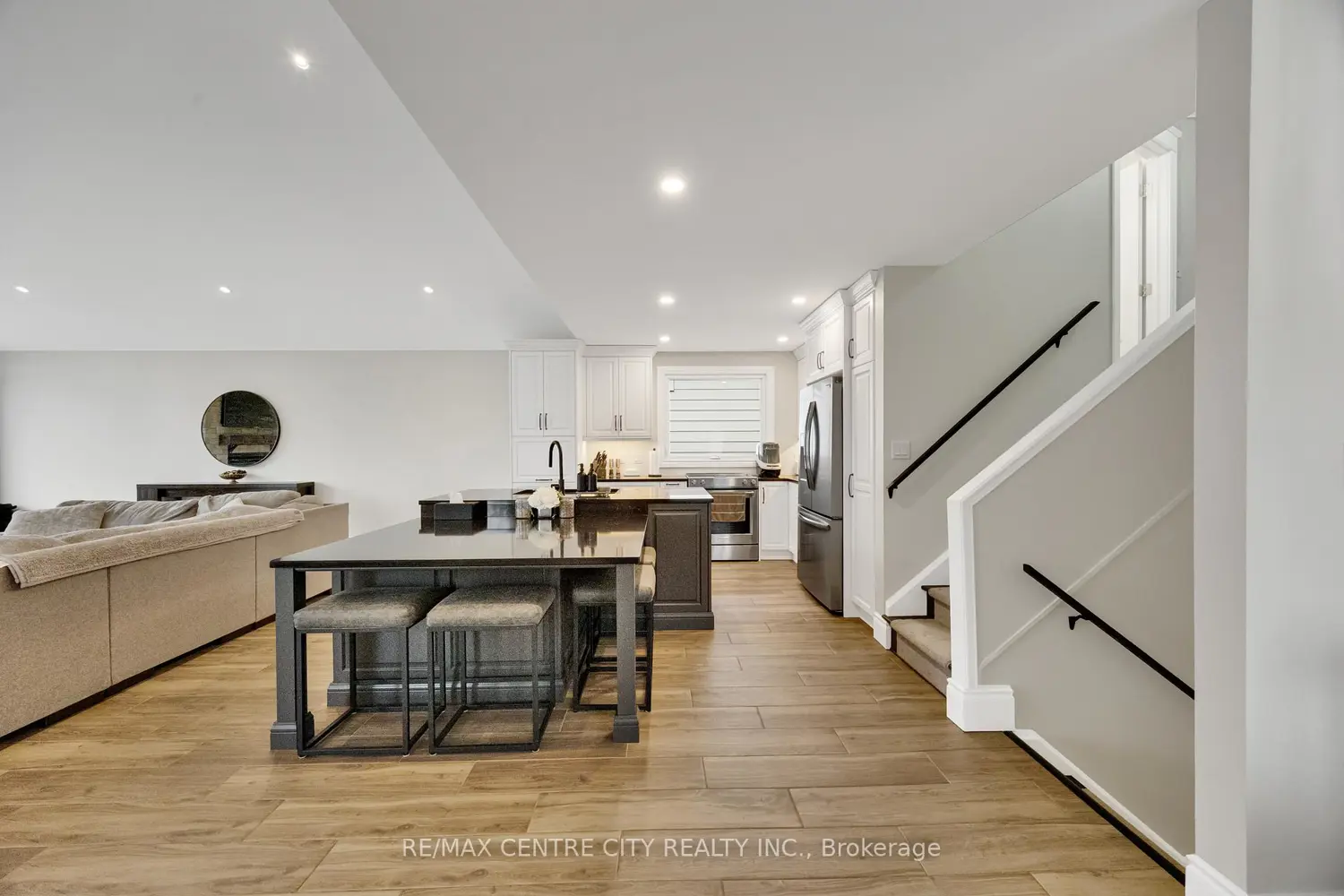174 Ridge Street photo 5