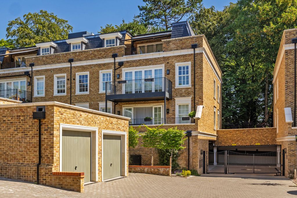 2 bed flat for saleLangham Place, Winchester SO22