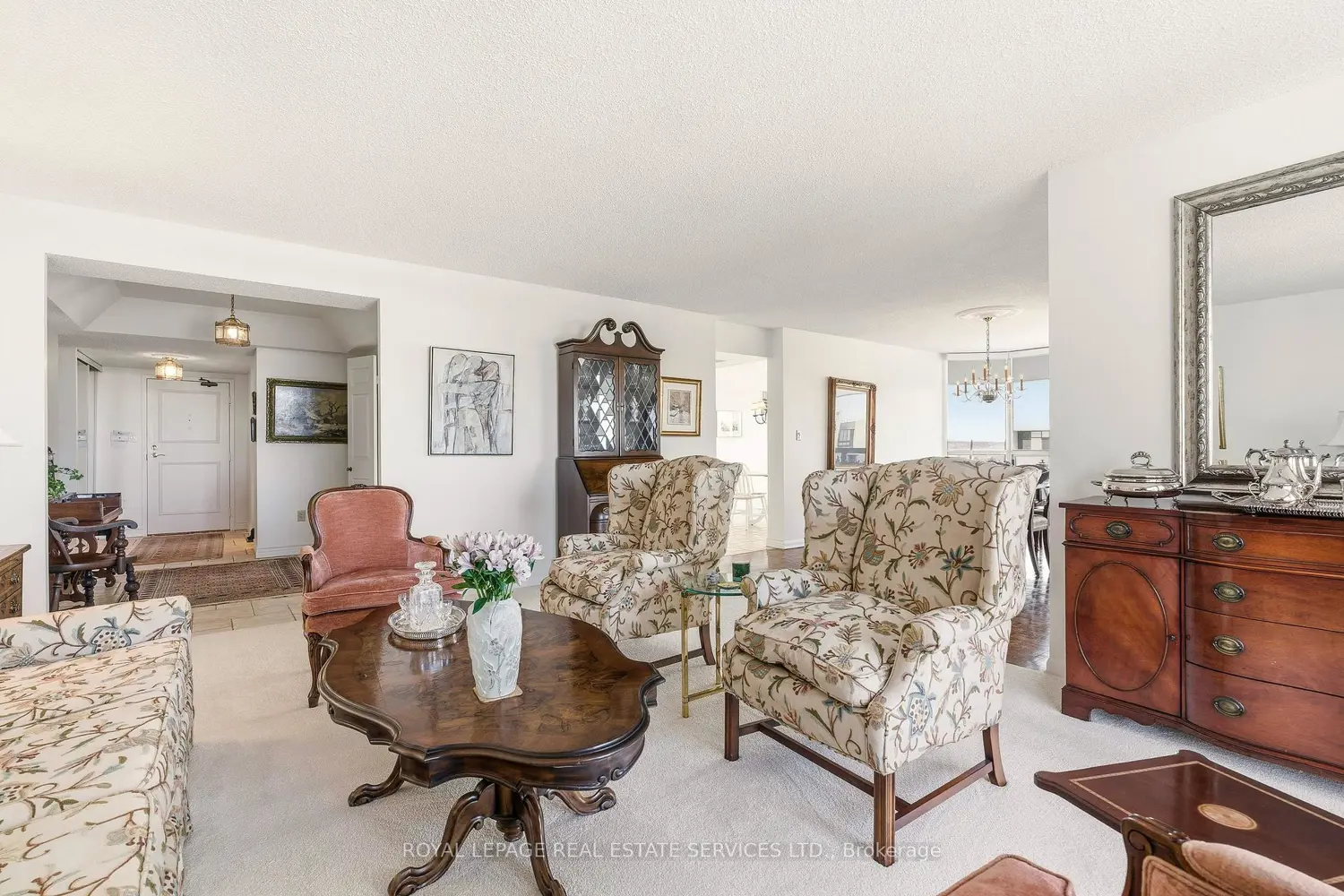2180 Marine Drive 1602 photo 5