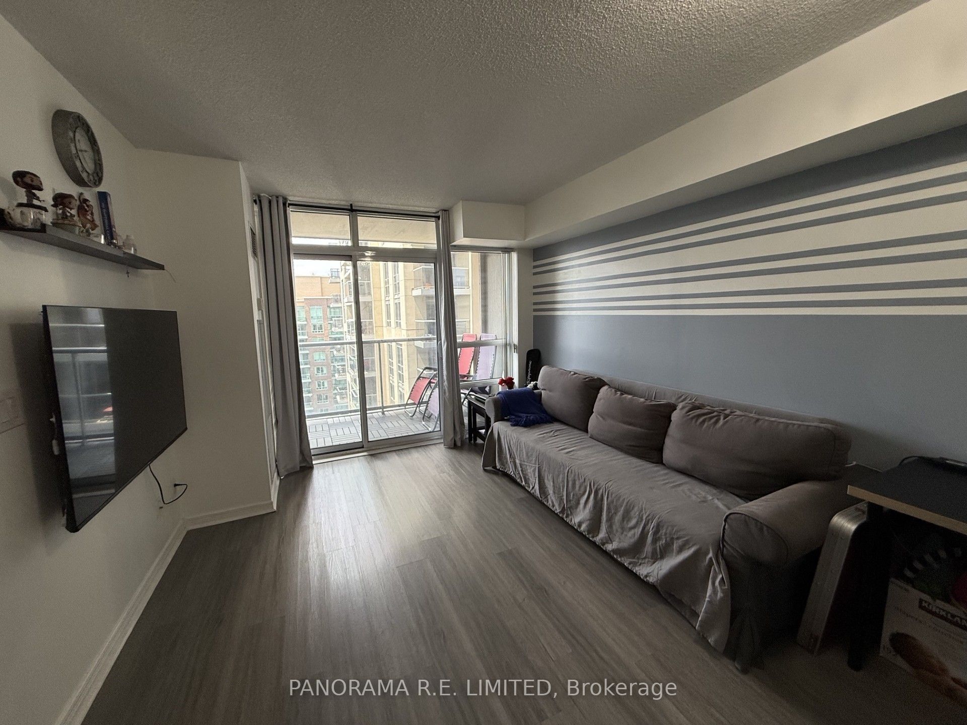 1701-3 Michael Power Place, Toronto, ON, M9A 0A2 photo 2