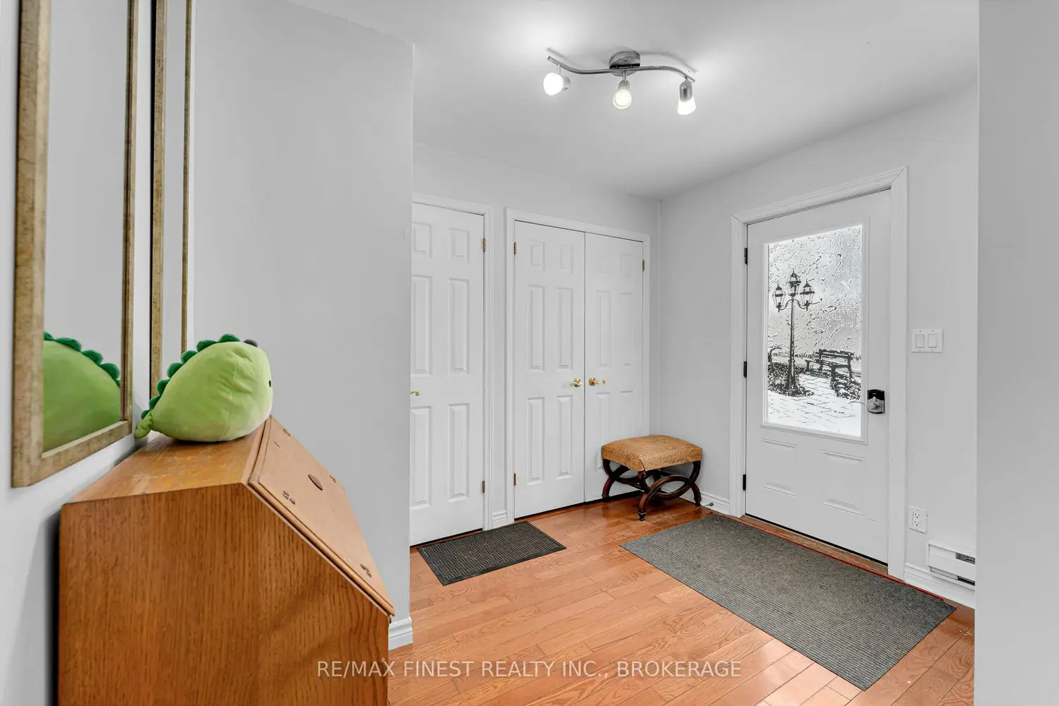 9 Mallard Lane photo 4