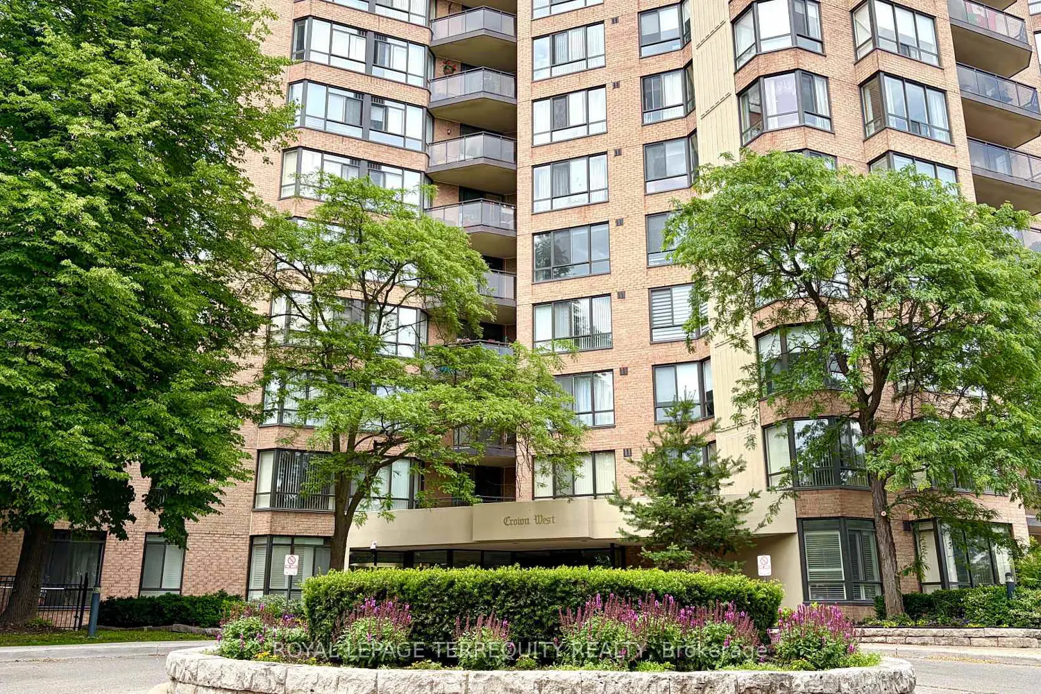 20 Cherrytree Drive 211