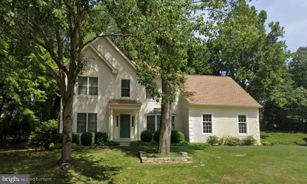 221 Cullen Way, Newark, DE 19711